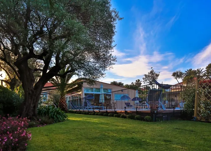 Boutique Fabulite 酒店 昂蒂布